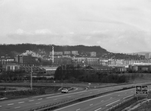 Vue sur les Automobiles Peugeot