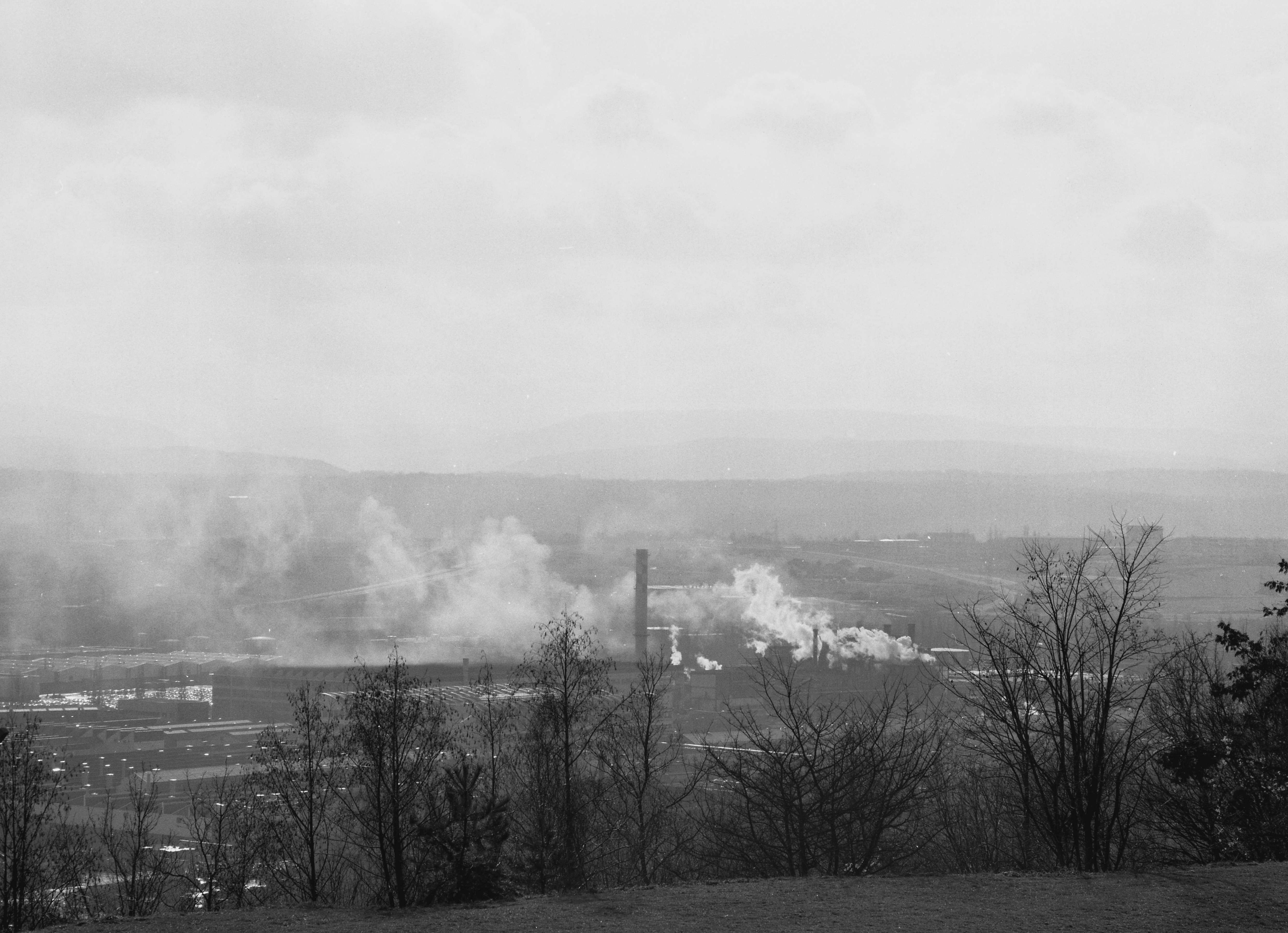 Vue sur les Automobiles Peugeot depuis Fort la Chaux