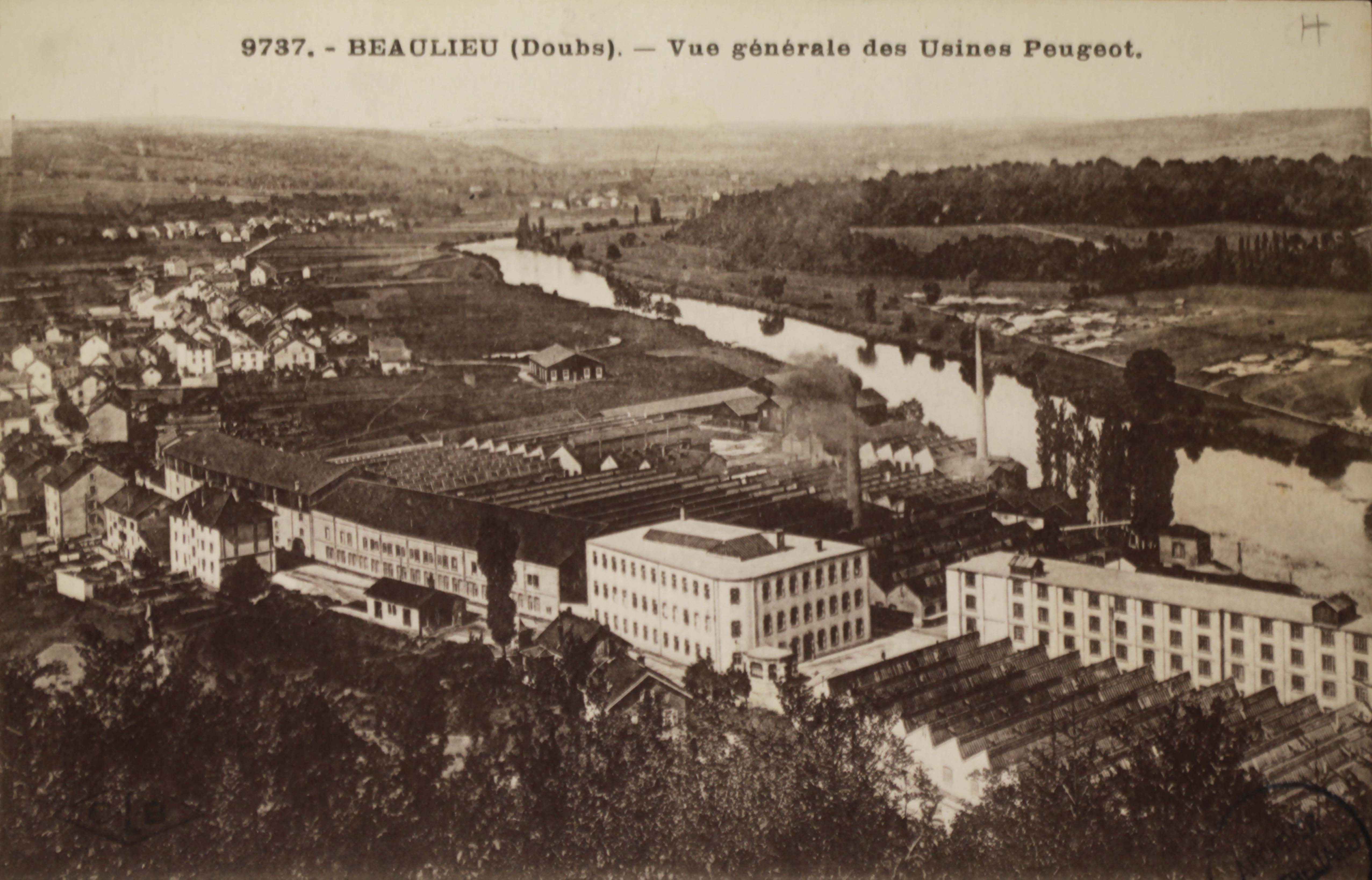 Vue générale des usines Peugeot