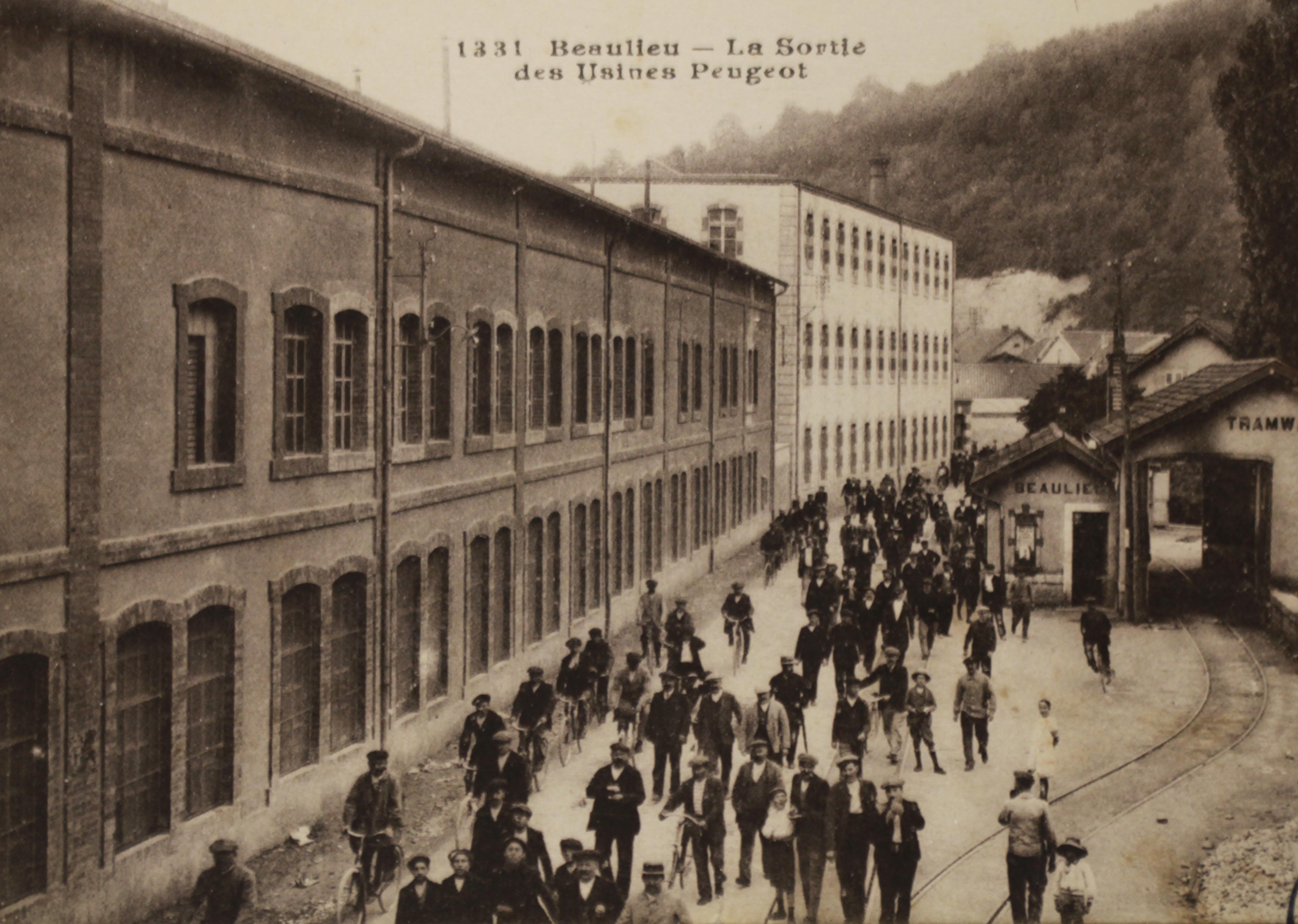 La sortie des usines Peugeot
