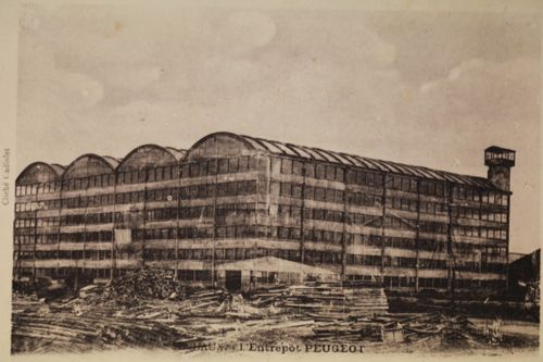 L'entrepôt Peugeot