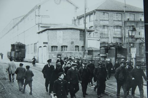 Usine Japy - Sortie d'usine